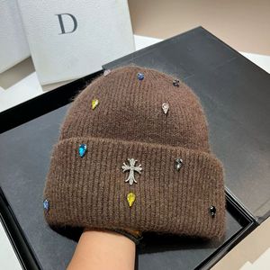 Bonnet d'hiver en tricot vieilli pour <span class=keywords><strong>femme</strong></span> Bonnet en strass Blead Rabbit Hair Blended Beanie <span class=keywords><strong>Toque</strong></span> Winter Women Hat with Stones - Product Image 4