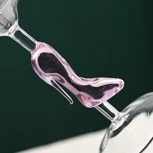 Chaussures roses 3D en borosilicate sans plomb sur mesure verres à vin rouge Gobelet en verre à vin résistant à la chaleur avec <span class=keywords><strong>tige</strong></span> de chaussure à <span class=keywords><strong>talon</strong></span> haut - Product Image 5