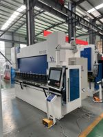 Presse plieuse hydraulique CNC 100 tonnes, presse plieuse entièrement automatique, machine de pliage