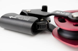 รอกกู้ภัยสำหรับงานหนัก ได้รับการรับรองมาตรฐาน CE สำหรับการยกน้ำหนัก กู้ภัย และการใช้งานในที่สูง รอกแบบ Progress-capture - Product Image 3