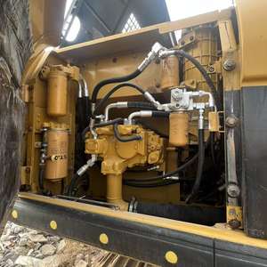 Excavadora Usada CAT 320D de 21 Toneladas, Nivel 3, Sin DEF, para Trabajos Generales de Movimiento de Tierras y Apoyo en Canteras - Product Image 3