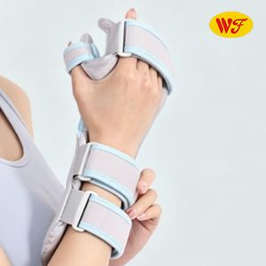 <span class=keywords><strong>Orthèse</strong></span> de <span class=keywords><strong>poignet</strong></span> de qualité médicale avec sangles Velcro pour le syndrome du <span class=keywords><strong>canal</strong></span> <span class=keywords><strong>carpien</strong></span> et le soutien des blessures aux ligaments - Product Image 4