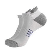 Fabrication en usine anti-dérapant jetable bureau cheville chaussettes affaires décontracté divers Styles mince épaisseur été boîte-cadeau quotidien