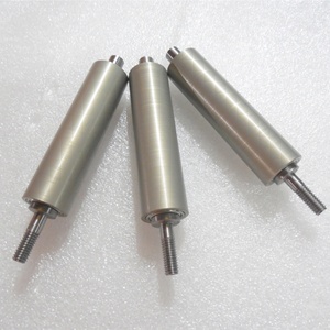 Rodillo de Acero Cromado de Alta Resistencia con Ranura Personalizada - Product Image 2