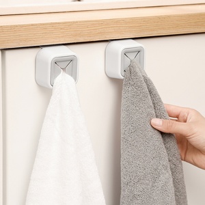 Support adhésif rond créatif pour serviettes de salle de bain, sans perçage, pour torchons - Product Image 1