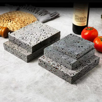 Plaque de cuisson artisanale en pierre volcanique de qualité supérieure, effet pierre de lave chaude, pour grillades de steak et de viande, idéale pour le barbecue