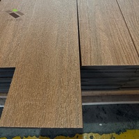 Bordure de sol WPC vintage 138x11mm, finition esthétique en composite bois-plastique, imperméable pour terrasse extérieure