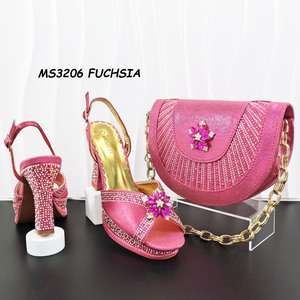 <span class=keywords><strong>Scarpe</strong></span> da Sposa Nigeriane con Strass e Borsa Abbinata, Set di <span class=keywords><strong>Scarpe</strong></span> con <span class=keywords><strong>Tacco</strong></span> a Zeppa e Borsa per Donna, Novità 2026 - Product Image 4