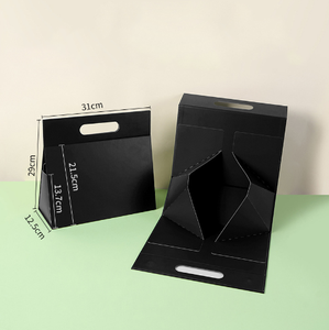 Boîte cadeau triangulaire magnétique pliable - Vente flash, stock disponible, logo personnalisé en petite série pour des emballages cadeaux de luxe haut de gamme - Product Image 4