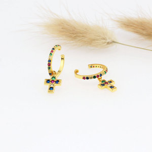 Foxi <span class=keywords><strong>Jewelry</strong></span> <span class=keywords><strong>Stock</strong></span> Envío rápido Rainbow Zircon Fashion Cuff Pendientes con colgante Cross Charm - Product Image 4