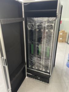 Console DJ LED 3 voies P1.56-P3.91, avec écran de scène mobile sur roulettes, idéale pour affichage interactif dans les bars de festivals de musique - Product Image 3