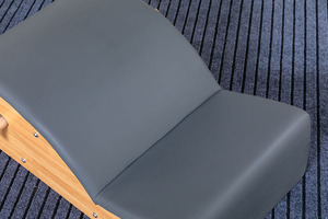 Appareil de Pilates Commercial en Bois de Chêne avec Cadre Vertical, <span class=keywords><strong>Correcteur</strong></span> de Colonne Vertébrale en Bois d'Hévéa et Trapèze - Product Image 3