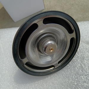 Repuestos para Camiones 20560249 21237213 Válvula Termostática de Refrigeración del Motor para Camiones Europeos de Uso Pesado Sistema de Motor FH D13A - Product Image 3