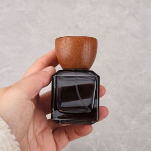 30ml 50ml Screw Top Frosted Glass <b>Empty</b> Perfume <b>Bottle</b> <b>Spray</b> Refillable Subpackage <b>Bottle</b> In Stock - Product Image 3