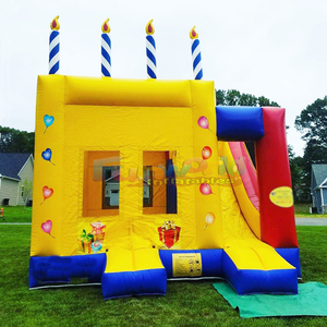 Castillo inflable comercial para fiestas infantiles al aire libre, con tobogán y zona de brincos, con forma de pastel de cumpleaños. - Product Image 4