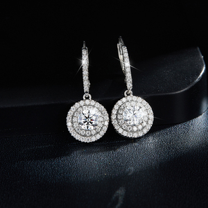 Listos para Envío, Pendientes Finos con Moissanita VVS de 0.5ct en Forma de Bola, Plateados en Plata y Oro para Damas, Aniversario - Product Image 4