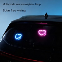 Lumière LED sans fil pour vitre arrière de voiture, double forme de cœur, alimentée par énergie solaire, éclairage décoratif néon ambiant avec chargement Type-C, sans câblage