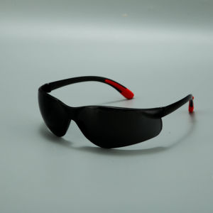 แว่นตานิรภัยใสใสแบบใสป้องกันฝุ่นป้องกันตาโลโก้แบบกำหนดเอง - Product Image 3