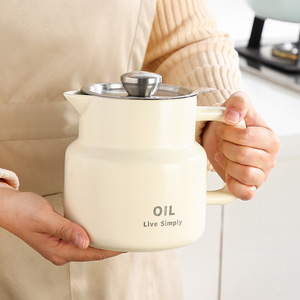 Pot à huile en céramique <span class=keywords><strong>Metka</strong></span> 1500 ml avec filtre en acier inoxydable 304, poignée confortable, compatible lave-vaisselle et micro-ondes - Product Image 4