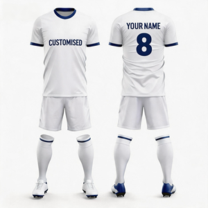 Maillots de football rétro personnalisés, vente directe d'usine, uniforme de football 100% polyester avec service OEM pour les fans de la ville de Madrid - Product Image 1