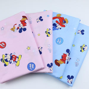 Sábana <span class=keywords><strong>de</strong></span> Diseño <span class=keywords><strong>de</strong></span> <span class=keywords><strong>Mickey</strong></span> <span class=keywords><strong>Mouse</strong></span>, 100% Algodón Peinado, Orgánica, Estampada, Tejido Twill, Ecológica, Suave y Cómoda, Funda para Pañales - Product Image 1