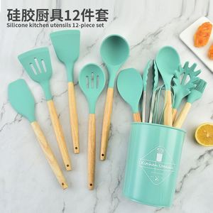 Juego de utensilios de cocina de silicona con mango de madera, 12 piezas, resistente a altas temperaturas, espátula y cuchara para sopa, venta al por mayor - Product Image 2