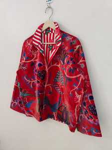 เสื้อแจ็คเก็ตบอมเบอร์ผ้ากำมะหยี่ลายป่าแบบกลับด้านได้ เป็นมิตรกับสิ่งแวดล้อม สำหรับผู้หญิง แขนยาวแบบเต็มตัว ซับในผ้าฝ้าย สำหรับฤดูหนาว - Product Image 5