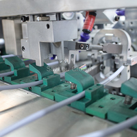Câble automatique à 3 conducteurs Type A à Type O insertion de prise Machine de moulage par injection de sertissage Cordon d'alimentation Assemblage Ligne de production