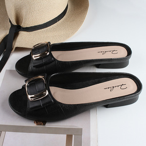 Nouveau Style Sandales Plates pour Femmes en PVC de Haute Qualité, Boucle Carrée Tendance, Chaussures Décontractées d'Extérieur en Gros pour Filles et Dames - Product Image 3