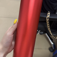 Film TPH PET satiné mat métallique rouge céramique, autocollant imperméable, rouleau brillant 5FTx55FT pour accessoires automobiles, directement de l'usine de Foshan