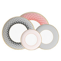 Vente en gros d'élégantes assiettes en céramique de style européen, bordure dorée rose gris losange treillis porcelaine 4 pièces ensembles d'assiettes