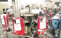 Ts Lineaire Combinatie Weger Plantaardige Automatische Plastic Lade Verpakkingsmachine Kwantitatieve Weegschaal Voor Droog Fruit