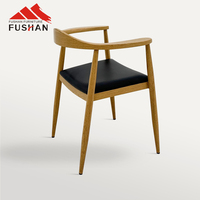 Chaises en corne de Style nordique avec cuir PU café Restaurant meubles chaise d'appoint Grain de bois cadre en métal chaise d'hôtel rembourrée