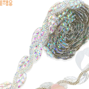 Fournitures artisanales : Nouveaux ornements décoratifs en strass de cristal pour tenues <span class=keywords><strong>Samba</strong></span> 2026, chaînes de strass thermocollantes, sacs pour vêtements de style Trinité - Product Image 3