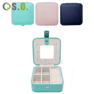 Estuche de viaje de cuero PU con logotipo personalizado para joyería, caja para anillos, pendientes, pulseras, caja de joyería de lujo. - Product Image 4