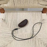Porte-clés, porte-monnaie, sac à rouge à lèvres, accessoires polyvalents et mignons en PU, texture tendance de cette saison, pour toutes les saisons