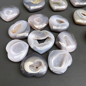 Lunas de Ágata Druzy Talladas a Mano al por Mayor, Artesanías de Piedras Semipreciosas, <span class=keywords><strong>Luna</strong></span> de Geoda Druzy - Product Image 6