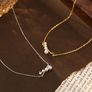 Colliers élégants pour femmes en argent sterling 925 avec perles blanches et CZ, lignes croisées, chaîne claviculaire, 2026 - Product Image 3