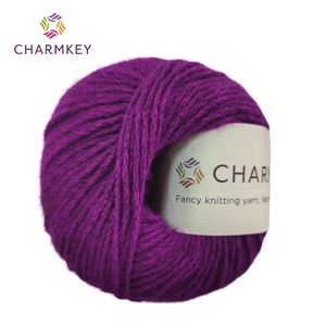Suministro de fábrica Soft Nm1/2,4 70% Lana Merino extrafina 30% Hilo mezclado de <span class=keywords><strong>yak</strong></span> para tejer - Product Image 5