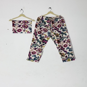 Nouvel ensemble de pyjama imprimé floral uni - Vêtement de nuit en coton à col rabattu, tenue de nuit et de détente bohème d'été pour femme, idéal comme cadeau - Product Image 3