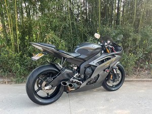 Motocicleta <span class=keywords><strong>Yamaha</strong></span> R6 Usada de Gasolina - 4 Cilindros, Inyección de Combustible, Refrigeración por Agua, 600cc - Product Image 5