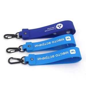 Échantillon gratuit du fabricant, vente directe en gros de porte-clés en silicone souple et en PVC de haute qualité, cadeaux publicitaires pour entreprises - Product Image 2