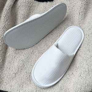 PreNext Trouvez <span class=keywords><strong>des</strong></span> pantoufles de mariage personnalisées en gaufre blanche à prix avantageux, pantoufles d'hôtel personnalisées pour les invités - Product Image 2