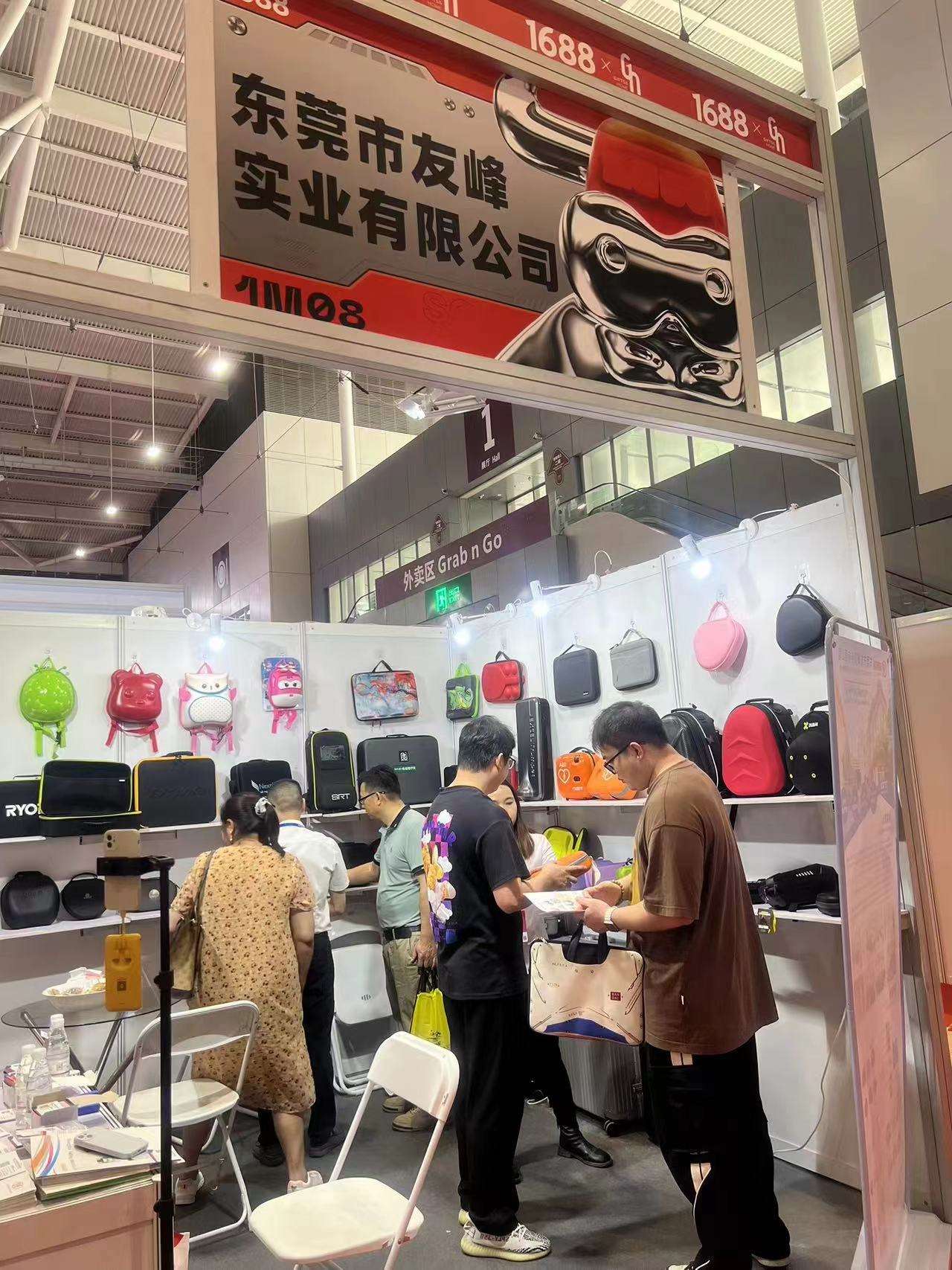 How to Choose the Best Fly Fishing Travel Case: A Complete Buying Guide