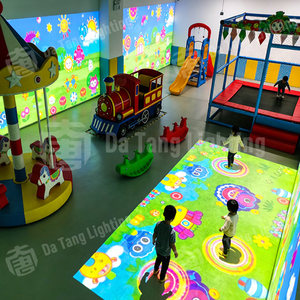 Sistema de Proyección en el Suelo con Seguimiento de Movimiento para Niños, para Juegos Educativos, Desafíos Deportivos y Zonas de Juego Familiares en Interiores - Product Image 2