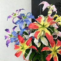 Shangchu Lily Flame Lily Bunga Buatan Sutra Realistis Rangkaian Pernikahan Dekorasi Rumah Alat Peraga Fotografi Gaya Modern