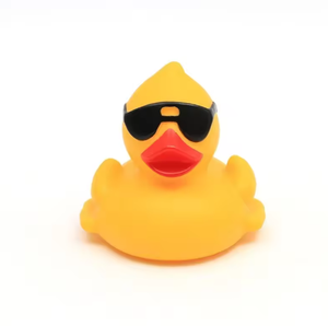Fábrica 4 pulgadas logotipo personalizado al por mayor promocional PVC Sunny <span class=keywords><strong>gafas</strong></span> <span class=keywords><strong>de</strong></span> <span class=keywords><strong>sol</strong></span> pato suave flotador bebé baño goma patos juguete chico regalo - Product Image 6