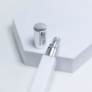 <b>5ml</b> 10ml 15ml square Glass <b>Bottle</b> Empty <b>Perfume</b> Essential Oils <b>Bottle</b> Spray <b>Bottle</b> Atomizer with Shiny Gold Silver Cap - Product Image 4