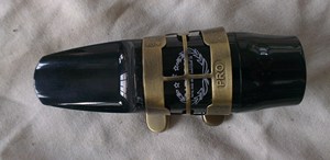 Ligature de saxophone en métal antique pour saxophone alto Mi bémol, marque Eastern Music - Product Image 6