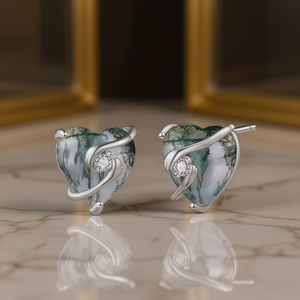 Eleganti orecchini a forma di cuore con diamanti in oro bianco e diamanti naturali taglio brillante rotondo per l'uso quotidiano da donna, romantici. - Product Image 2